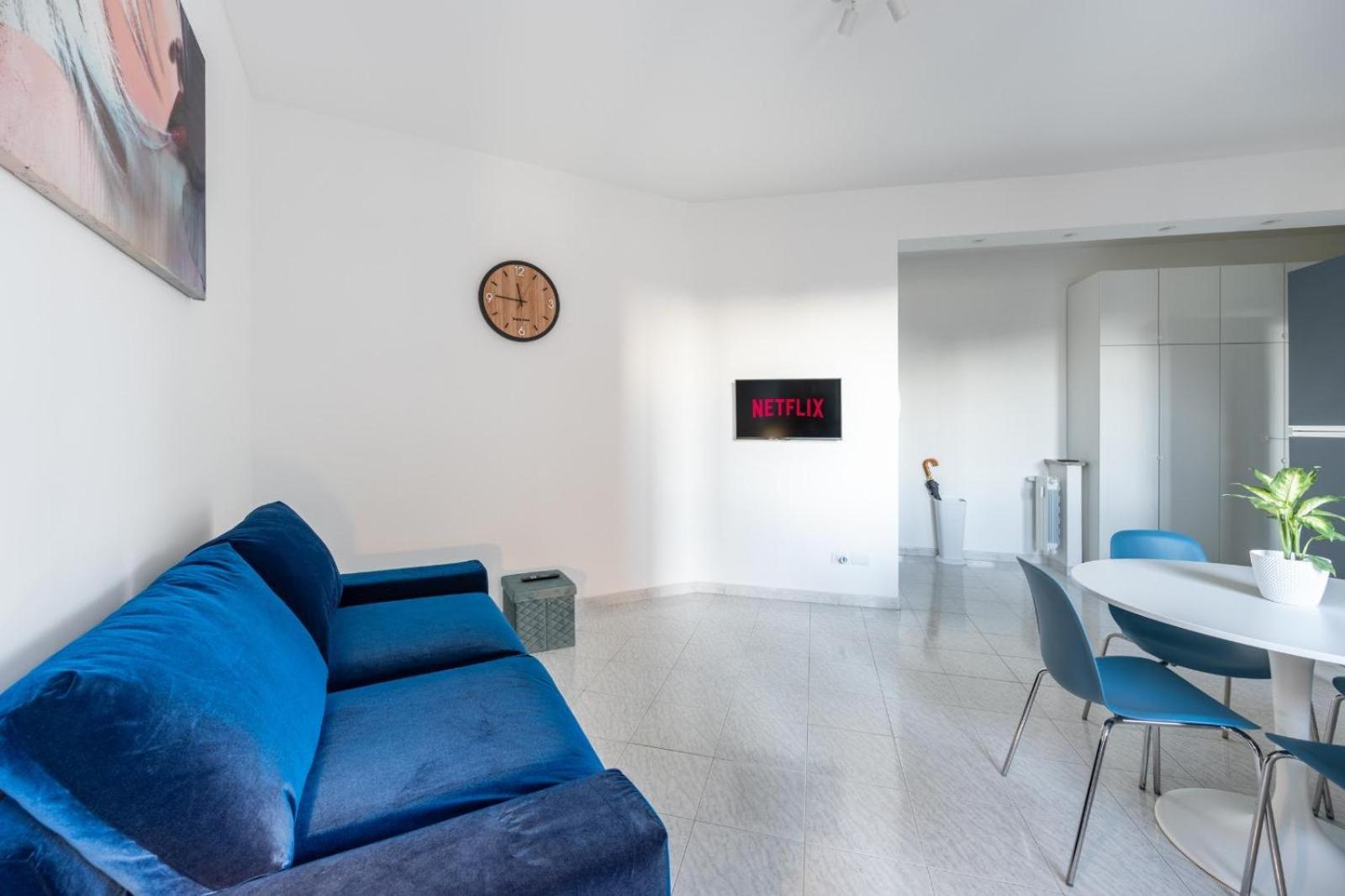 Modern Apartment With Balcony Near Centre - Milan — Foto 1