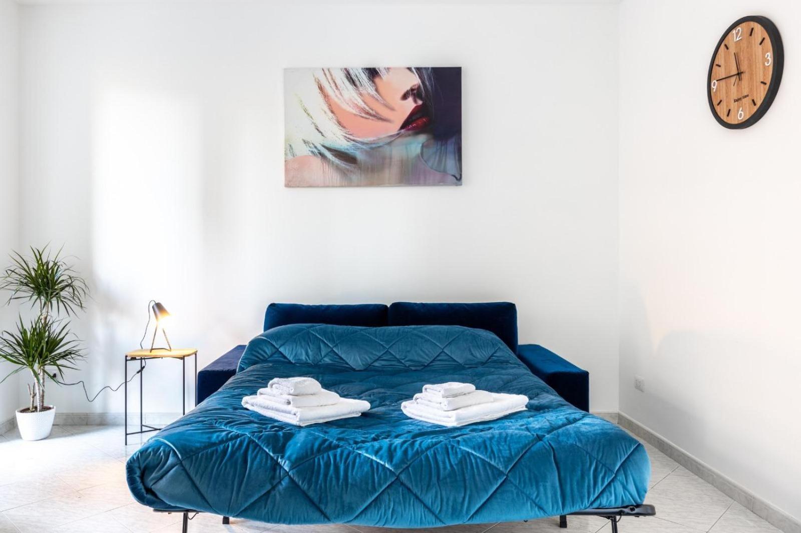 Modern Apartment With Balcony Near Centre - Milan, Milan